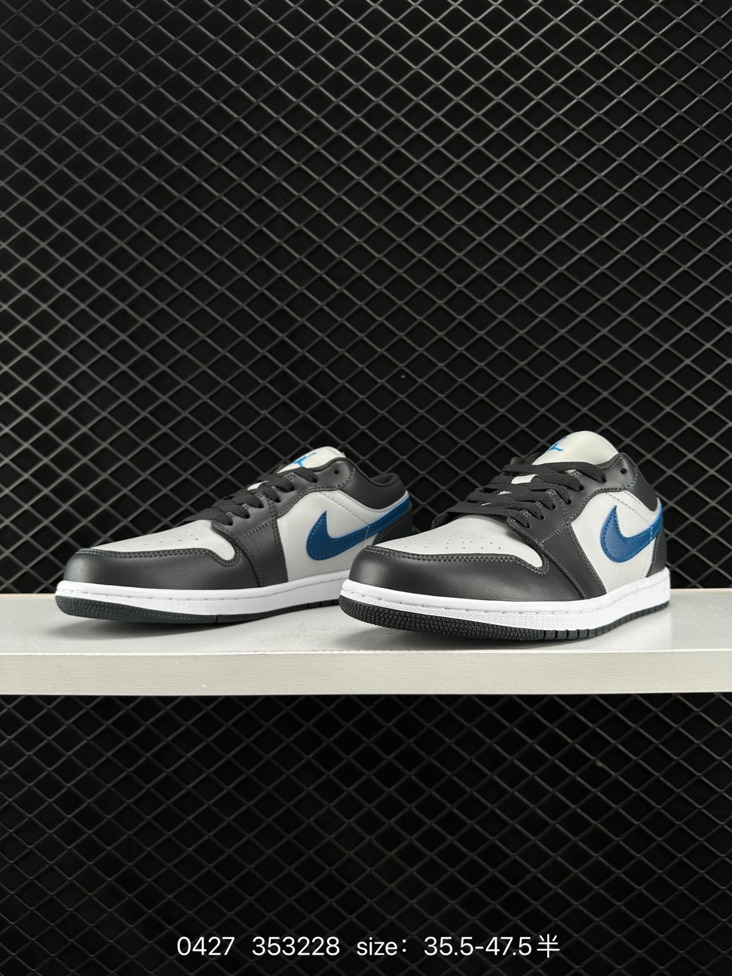 Air Jordan 1 Low AJ1